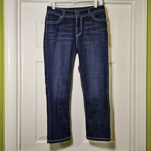 Nine West Date Night Fit Mid Rise Dark Wash Annette Capri Jeans Size 28 / 6
